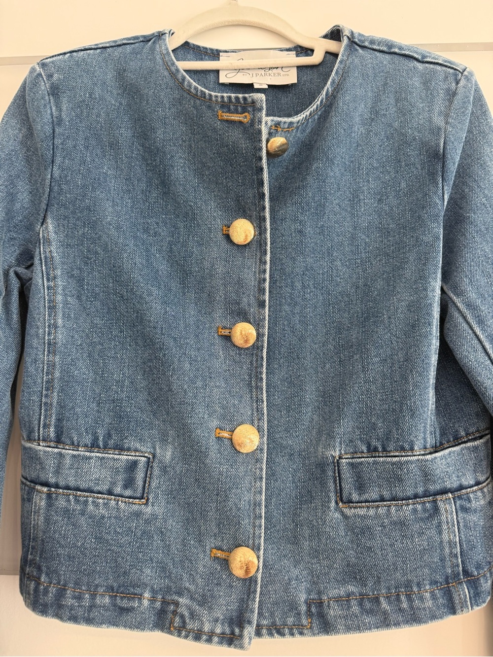 Cropped Denim Jacket.  Size Small. - Picture 5 of 12